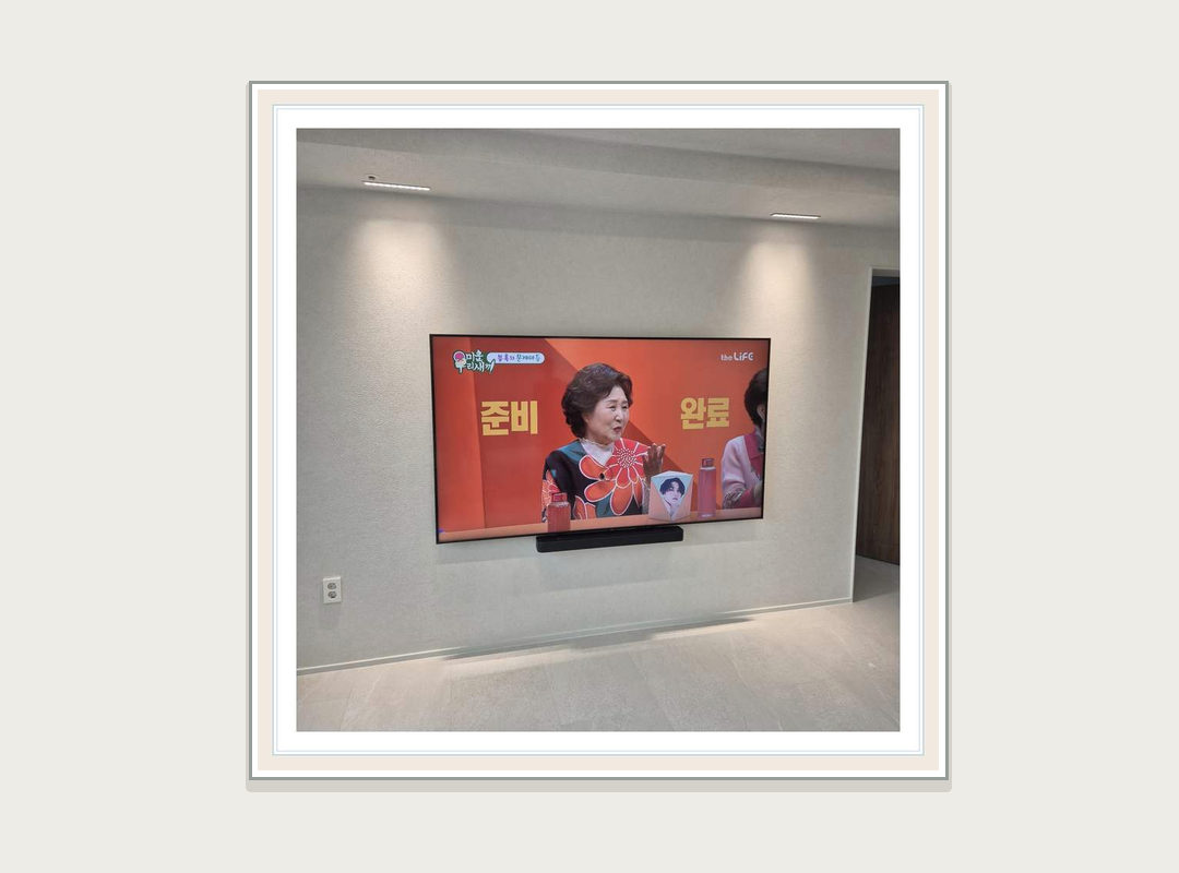 벽걸이TV 일반 설치 참고 사진 2 · 아트월 설치 위치 검토
